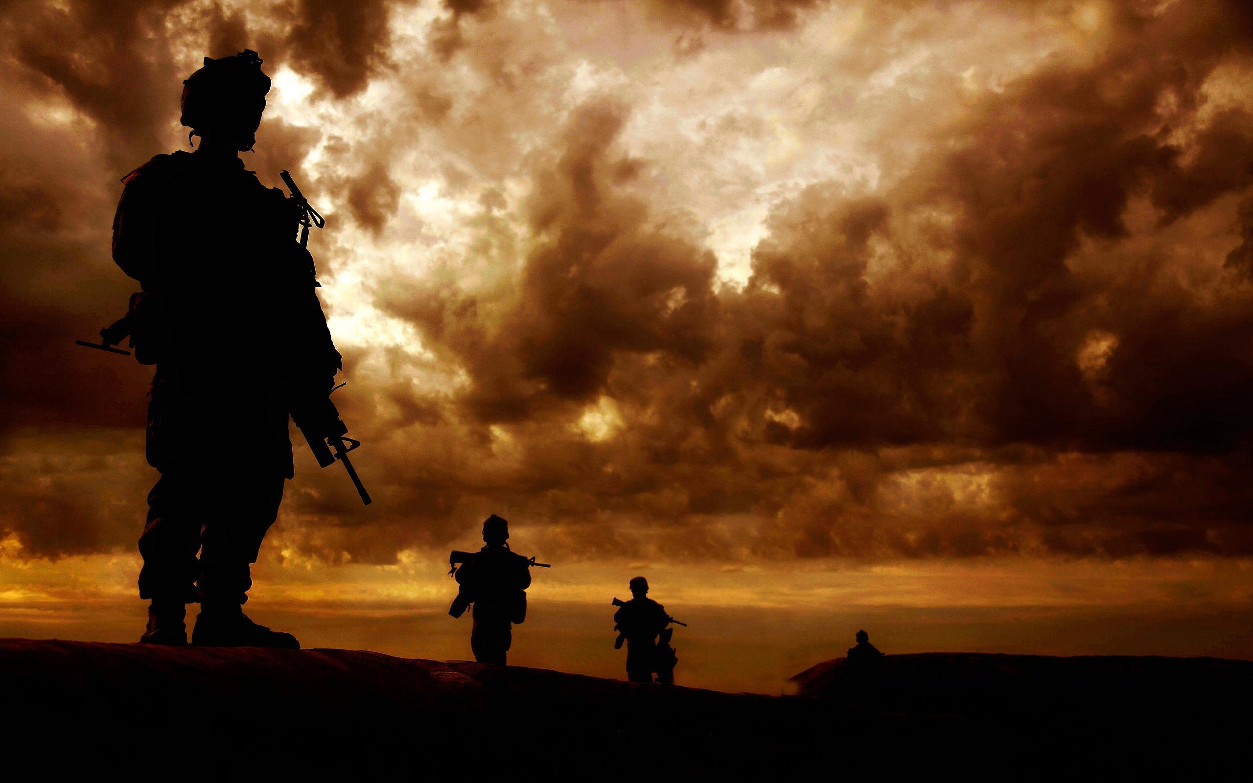 фото солдата уходящего в небо